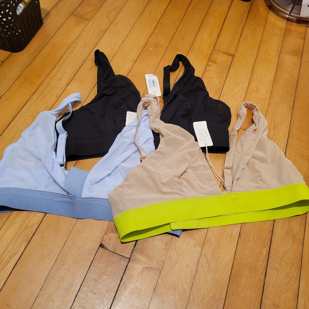 Lot Of 3 Aerie Smoothiez mesh triangle bralettes NWT size large black nude blue